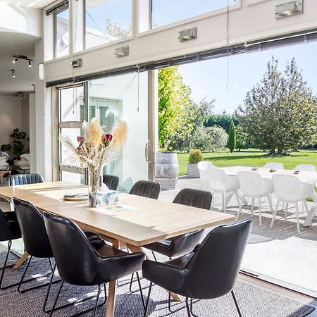 Paradise On Campbell Martinborough Exterior photo